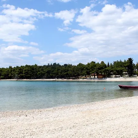 With A Parking Space Pirovac, Sibenik - 6277 アパート