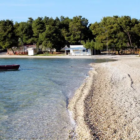 アパート With A Parking Space Pirovac, Sibenik - 6277 ピロヴァッツ
