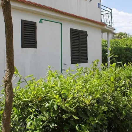 Apartment Apartments With A Parking Space Pirovac, Sibenik - 6277 Pirovac