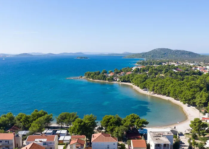 Apartment Apartments With A Parking Space Pirovac, Sibenik - 6277